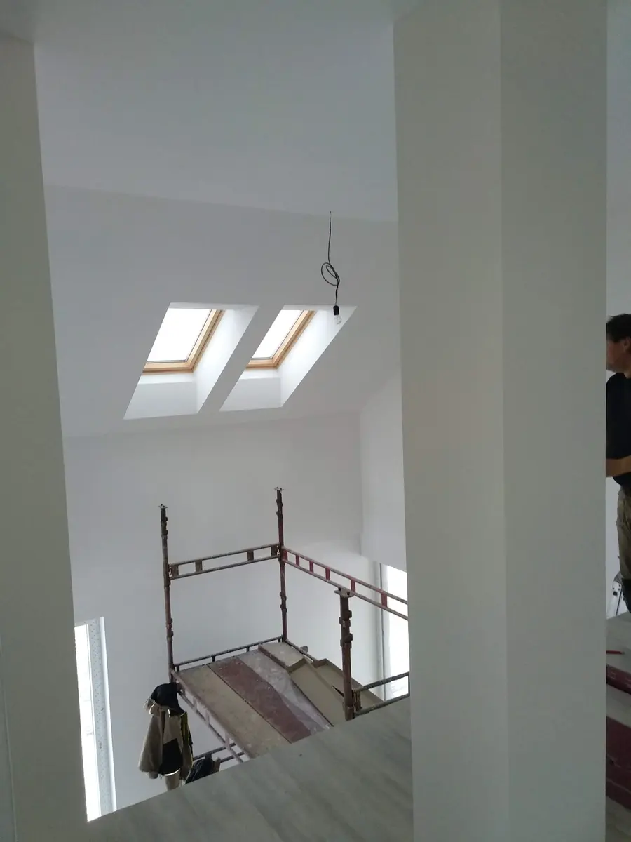 Galerie do krovu se střešními okny, Hřibiny
