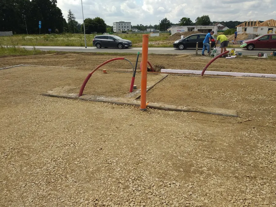 Měření výšek na rozestavěné desce, Pardubice-Svítkov