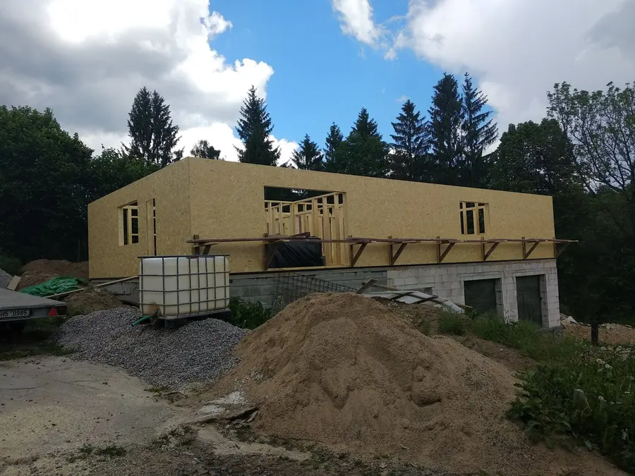 Stěny opláštěné OSB deskami, Rokytnice v&nbsp;Orlických horách